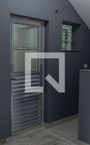 Casa de condomínio para alugar com 25m², 1 quarto e sem vagaEntrada