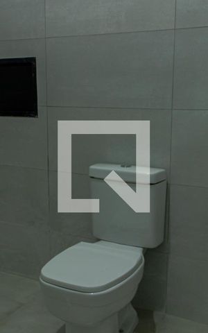 Casa de condomínio para alugar com 25m², 1 quarto e sem vagaBanheiro