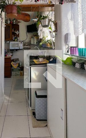 Apartamento à venda com 76m², 3 quartos e 1 vagaÁrea de Serviço