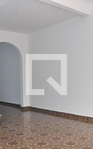 Casa para alugar com 150m², 3 quartos e 1 vagaSala
