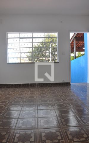 Casa para alugar com 150m², 3 quartos e 1 vagaSala