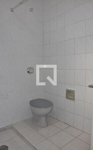 Casa para alugar com 150m², 3 quartos e 1 vagaBanheiro 1