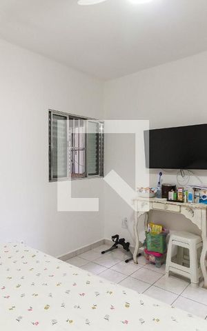 Casa à venda com 360m², 4 quartos e 1 vaga Casa à venda com 360m², 4 quartos e 1 vagaQuarto 1