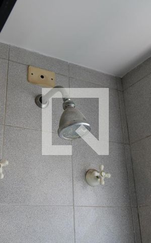 Apartamento à venda com 155m², 4 quartos e 3 vagasDetalhe banheiro da suíte 2 