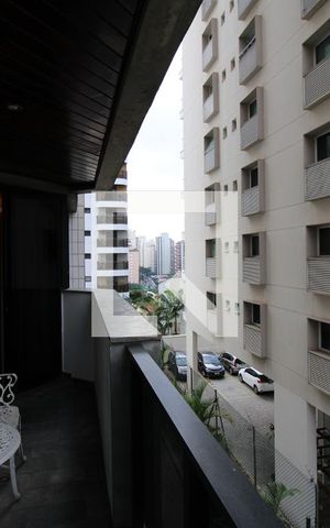 Apartamento à venda com 155m², 4 quartos e 3 vagasVaranda da sala 