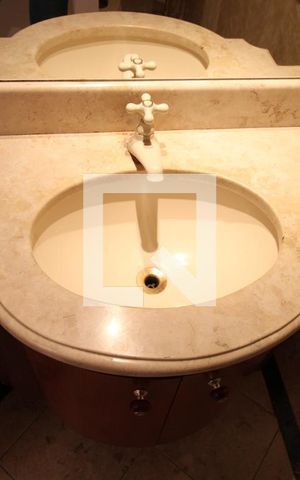 Apartamento à venda com 155m², 4 quartos e 3 vagasDetalhe lavabo 