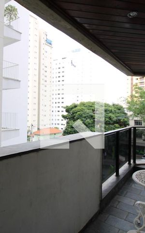 Apartamento à venda com 155m², 4 quartos e 3 vagasVaranda da sala 