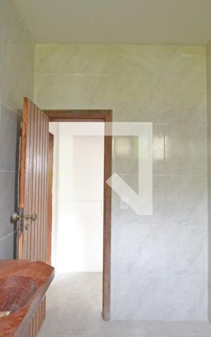 Casa à venda com 900m², 3 quartos e 3 vagasBanheiro 
