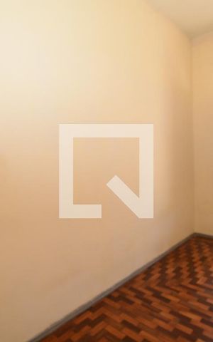 Casa para alugar com 50m², 1 quarto e 1 vagaQuarto