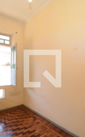 Casa para alugar com 50m², 1 quarto e 1 vagaQuarto