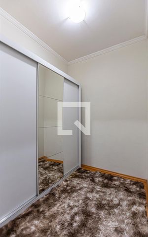 Casa à venda com 224m², 3 quartos e 4 vagas Casa à venda com 224m², 3 quartos e 4 vagasCloset da Suite
