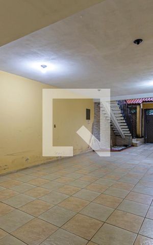 Casa à venda com 224m², 3 quartos e 4 vagas Casa à venda com 224m², 3 quartos e 4 vagasGaragem