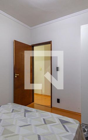 Casa à venda com 224m², 3 quartos e 4 vagas Casa à venda com 224m², 3 quartos e 4 vagasQuarto 2