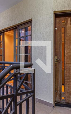 Casa à venda com 224m², 3 quartos e 4 vagas Casa à venda com 224m², 3 quartos e 4 vagasFrente do Imóvel