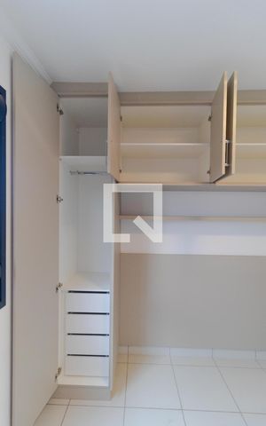 Apartamento à venda com 63m², 3 quartos e 2 vagas Apartamento à venda com 63m², 3 quartos e 2 vagasSuíte - Armário