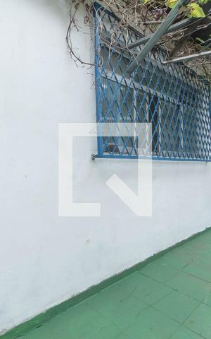 Casa para alugar com 210m², 3 quartos e 3 vagas Casa para alugar com 210m², 3 quartos e 3 vagasLavanderia - Quintal
