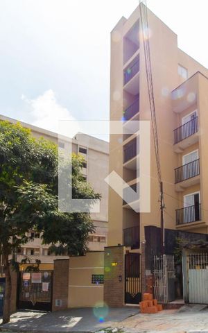 Apartamento à venda com 40m², 2 quartos e sem vaga Apartamento à venda com 40m², 2 quartos e sem vagaFachada