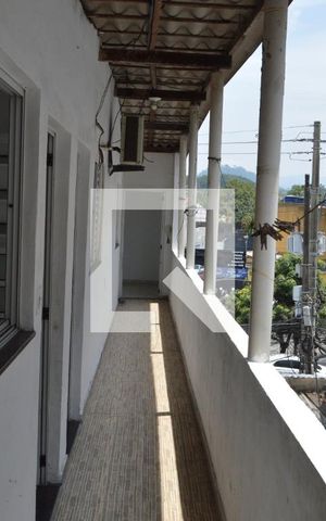 Apartamento à venda com 80m², 2 quartos e sem vaga Apartamento à venda com 80m², 2 quartos e sem vagaCorredor