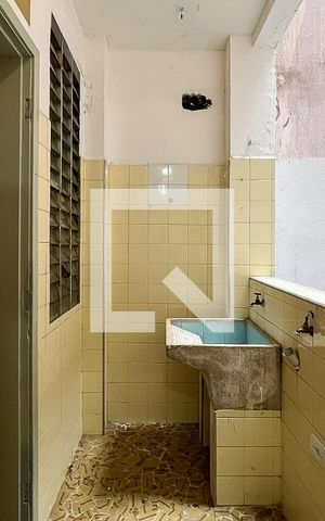Apartamento para alugar com 70m², 2 quartos e sem vagaLavabo