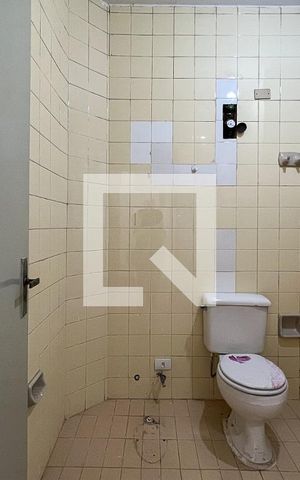 Apartamento para alugar com 70m², 2 quartos e sem vagaBanheiro