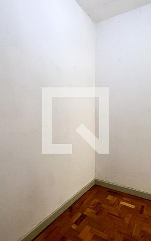 Apartamento para alugar com 70m², 2 quartos e sem vagaEscritório