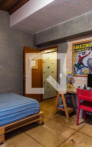 Casa à venda com 200m², 3 quartos e 1 vaga Casa à venda com 200m², 3 quartos e 1 vaga2o. Andar - Quarto 2