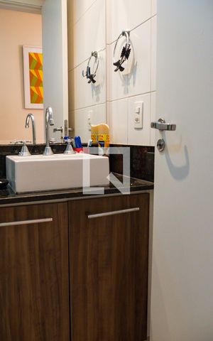 Apartamento à venda com 60m², 2 quartos e 1 vagaBanheiro Social
