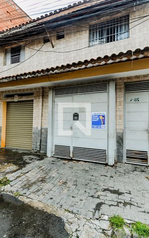 Casa para alugar com 110m², 2 quartos e 1 vagaFachada