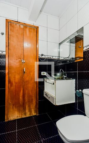 Casa para alugar com 110m², 2 quartos e 1 vagaBanheiro