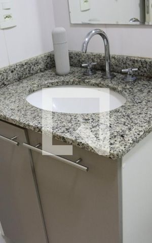 Apartamento à venda com 69m², 2 quartos e 1 vagaBanheiro da Suíte