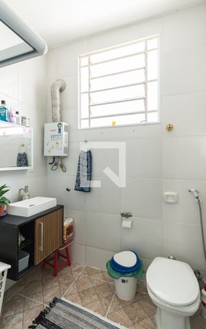 Casa para alugar com 260m², 7 quartos e 2 vagasBanheiro
