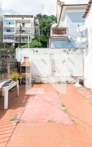 Casa para alugar com 260m², 7 quartos e 2 vagasQuintal