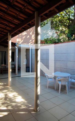 Casa à venda com 160m², 3 quartos e 2 vagasQuintal