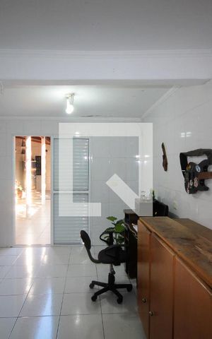 Casa à venda com 160m², 3 quartos e 2 vagasEdícula
