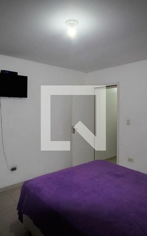 Casa à venda com 160m², 3 quartos e 2 vagasSuíte