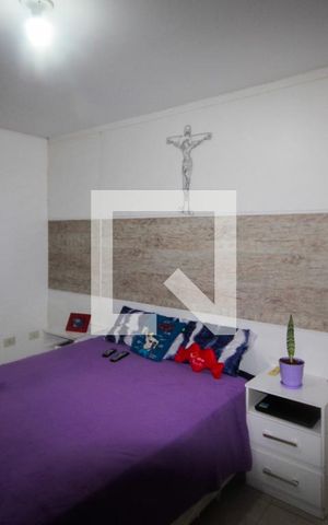 Casa à venda com 160m², 3 quartos e 2 vagasSuíte