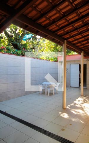 Casa à venda com 160m², 3 quartos e 2 vagasQuintal