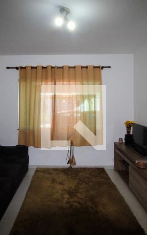 Casa à venda com 160m², 3 quartos e 2 vagasSala