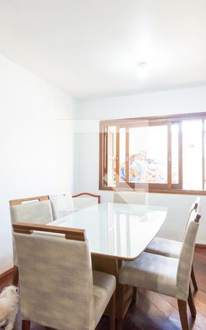 Casa à venda com 200m², 2 quartos e 1 vagaSala