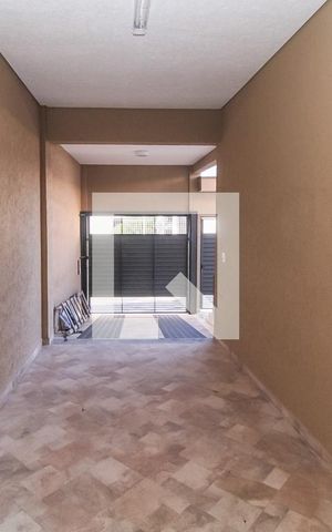 Casa à venda com 160m², 3 quartos e 2 vagas Casa à venda com 160m², 3 quartos e 2 vagasGaragem