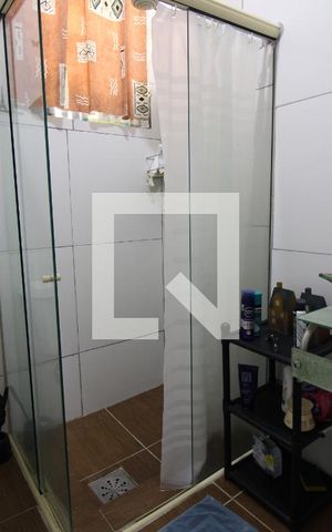 Casa de condomínio para alugar com 200m², 2 quartos e 1 vagaBanheiro Social