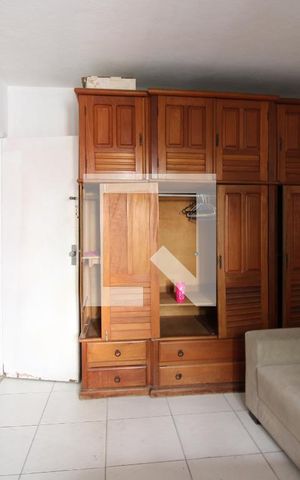 Casa de condomínio para alugar com 200m², 2 quartos e 1 vagaQuarto 1