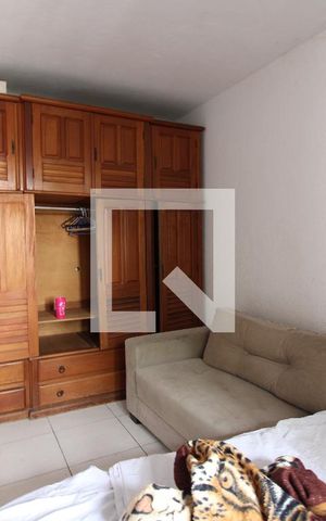 Casa de condomínio para alugar com 200m², 2 quartos e 1 vagaQuarto 1