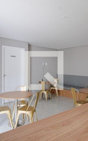 Apartamento à venda com 41m², 2 quartos e 1 vaga Apartamento à venda com 41m², 2 quartos e 1 vagaÁrea comum - Salão de festas