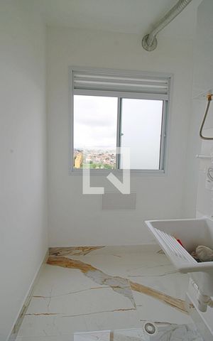 Apartamento à venda com 41m², 2 quartos e 1 vaga Apartamento à venda com 41m², 2 quartos e 1 vagaÁrea de Serviço