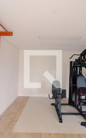Apartamento à venda com 41m², 2 quartos e 1 vaga Apartamento à venda com 41m², 2 quartos e 1 vagaÁrea comum - Academia