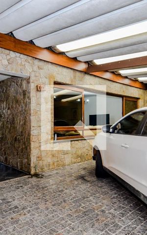 Casa para alugar com 326m², 3 quartos e 4 vagasGaragem
