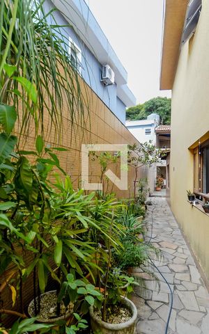 Casa para alugar com 326m², 3 quartos e 4 vagasCorredor Lateral 