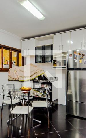 Casa para alugar com 326m², 3 quartos e 4 vagasCozinha