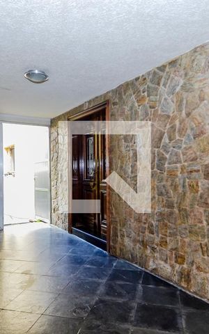 Casa para alugar com 326m², 3 quartos e 4 vagasCorredor de Entrada 